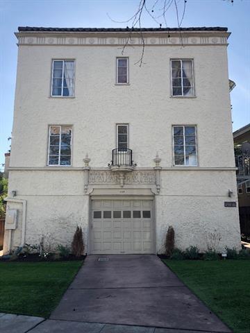 1405 Bellevue 3 - Photo 1