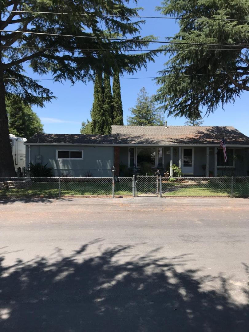 1311 Munro Ave - Photo 1