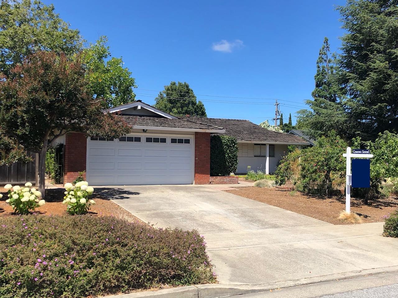 1473 Lewiston Dr - Photo 1