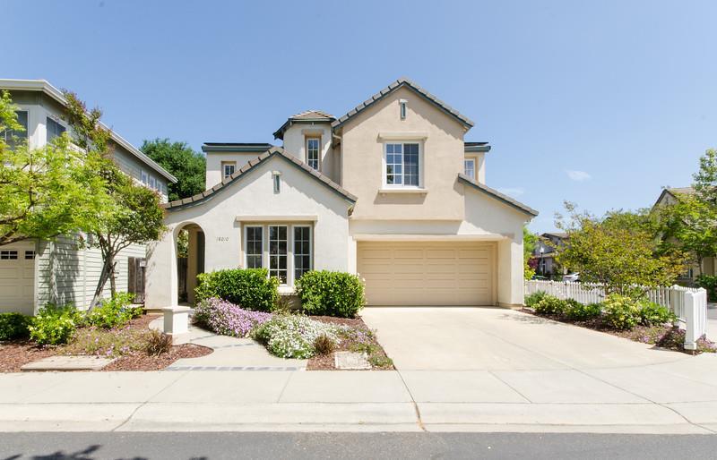 18010 Harvest Ln - Photo 1