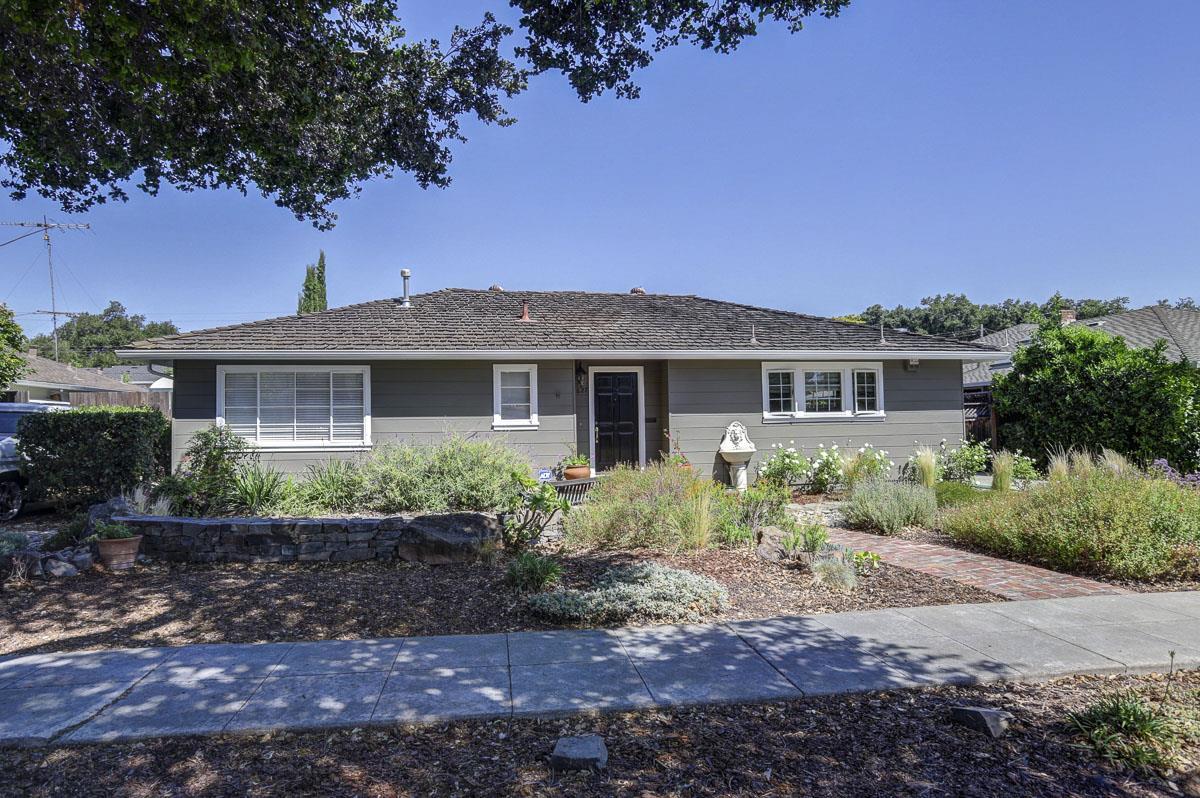 1627 Bel Air Ave - Photo 1