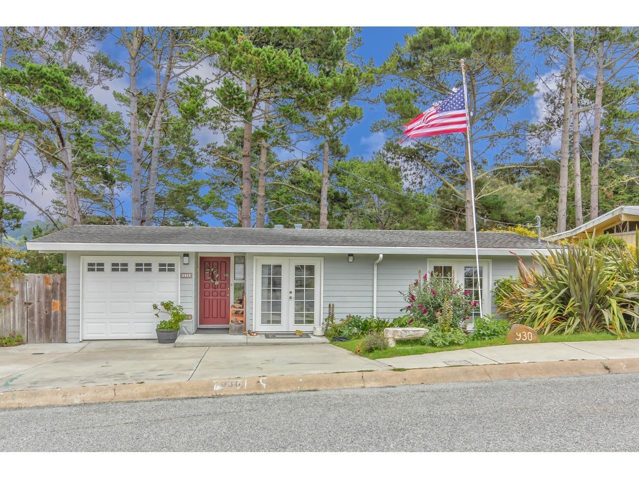 930 Syida Dr - Photo 1