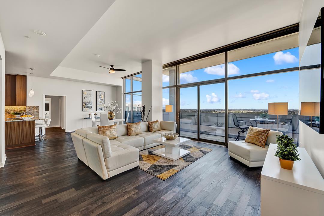 38 Almaden Blvd 2119 - Photo 1