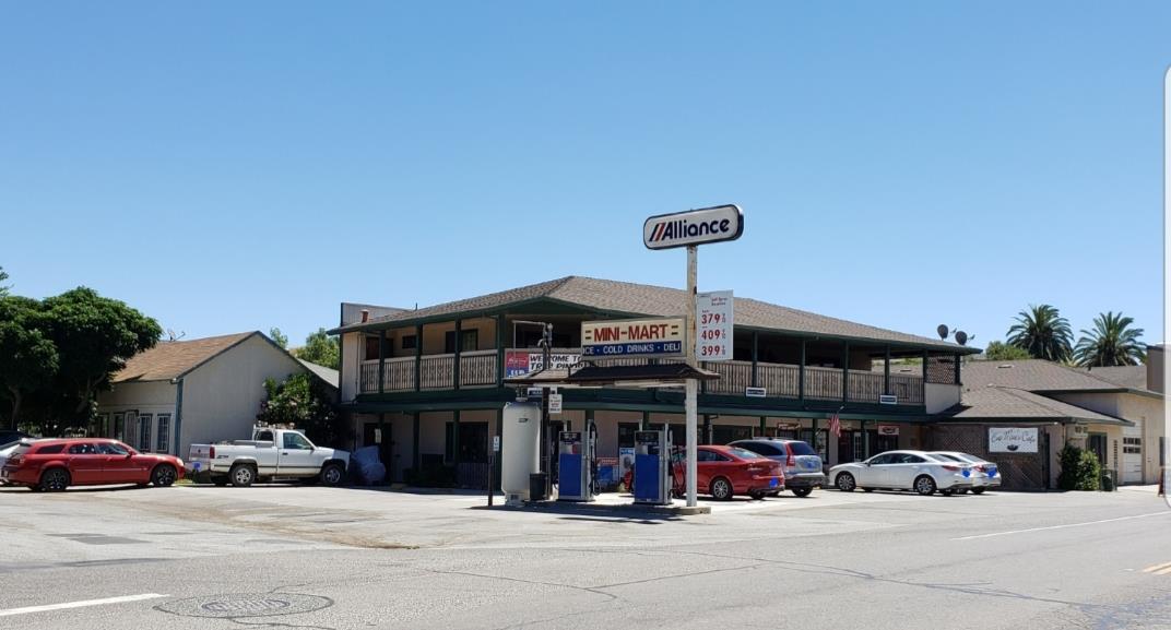 6851 Airline Hwy - Photo 1