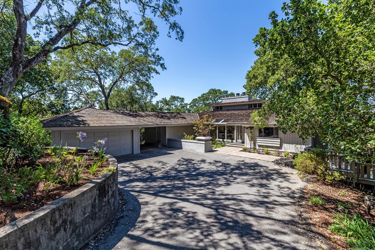 15543 Toyon Dr - Photo 1