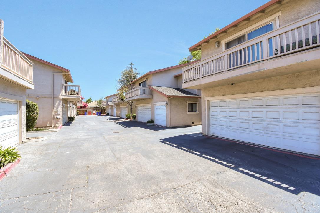 130 Baroni Ave 25 - Photo 1