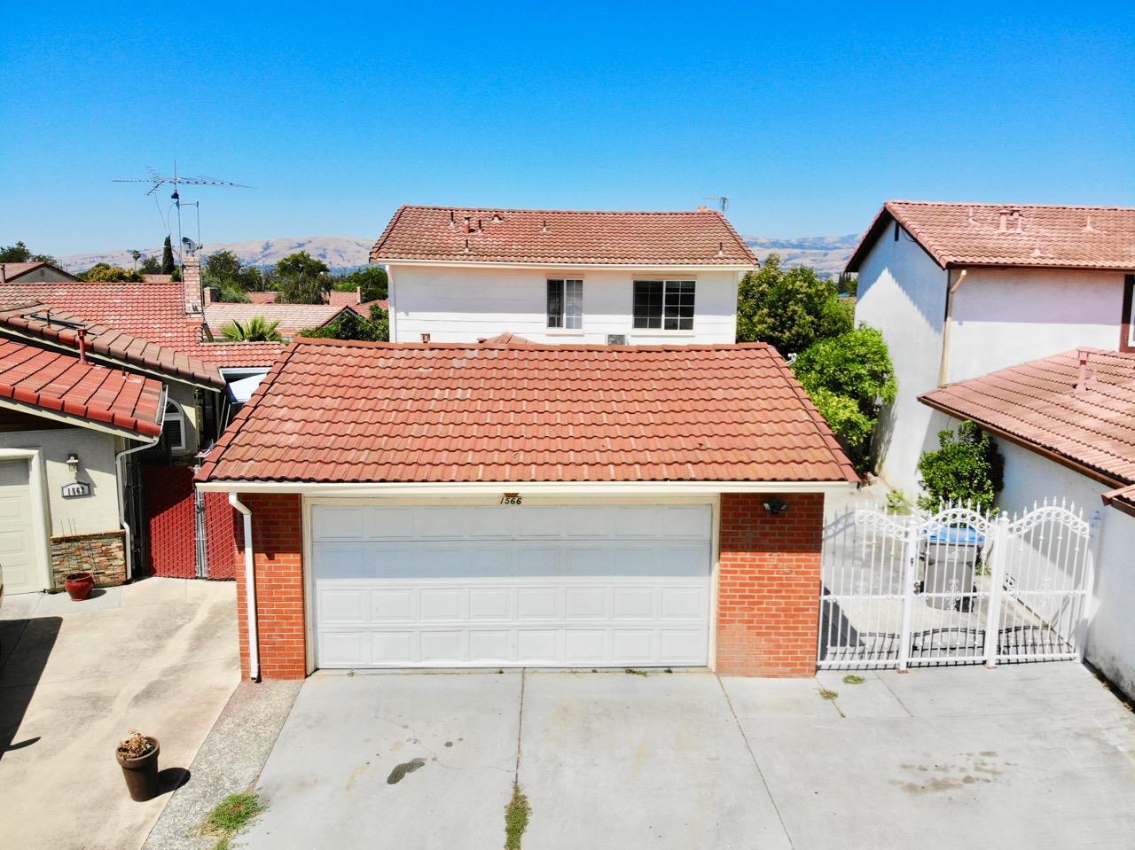 1566 Trieste Way - Photo 1