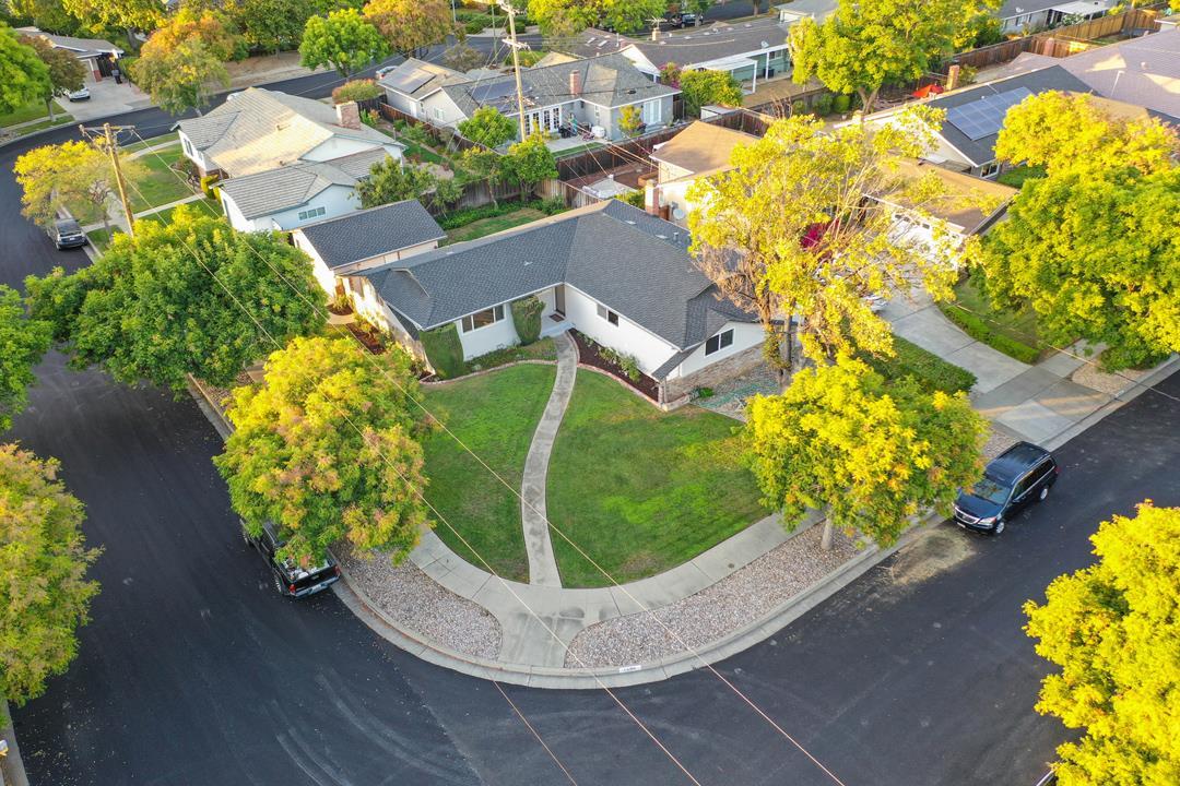 1999 Kobara Ln - Photo 1