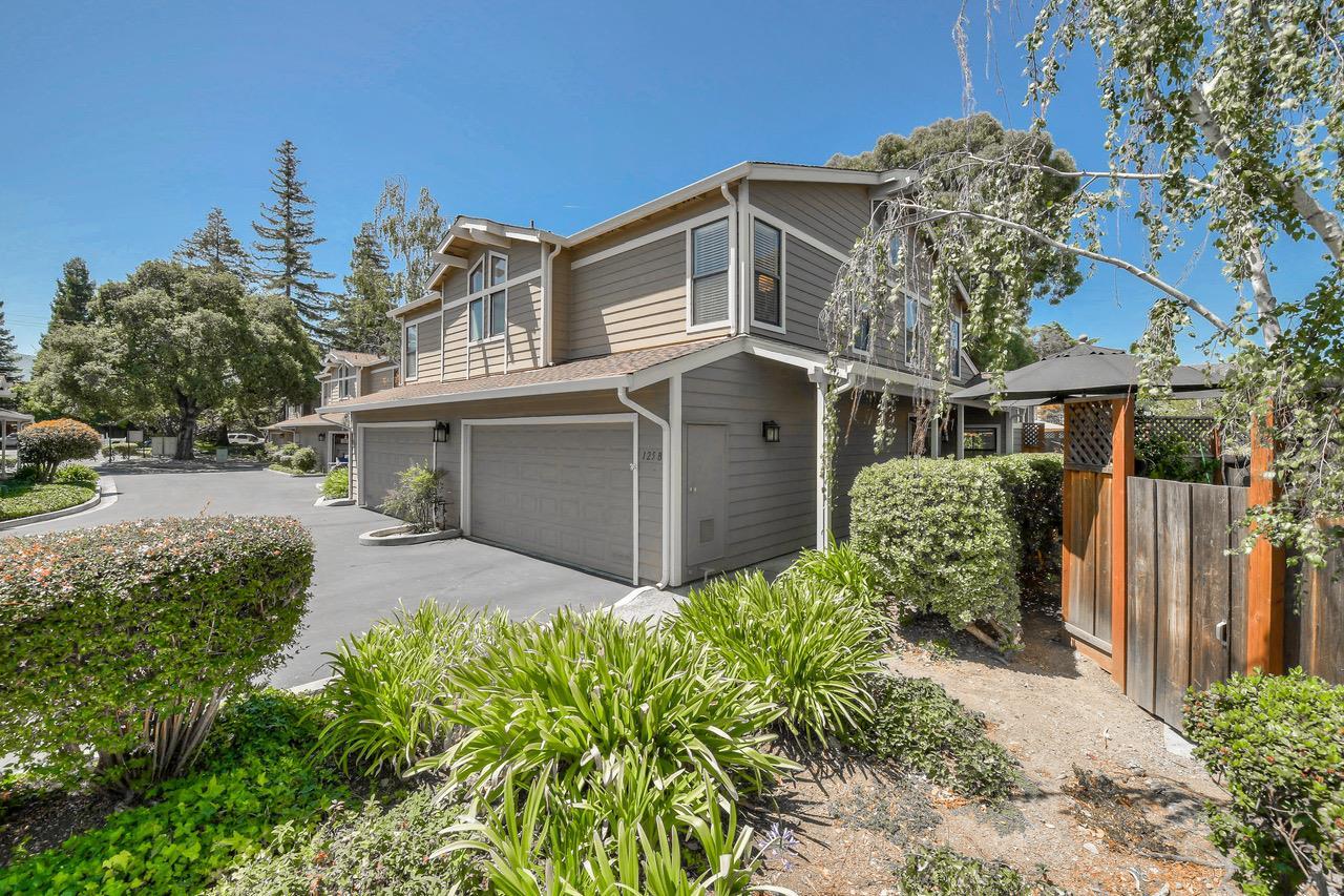 125 Redding Rd B - Photo 1
