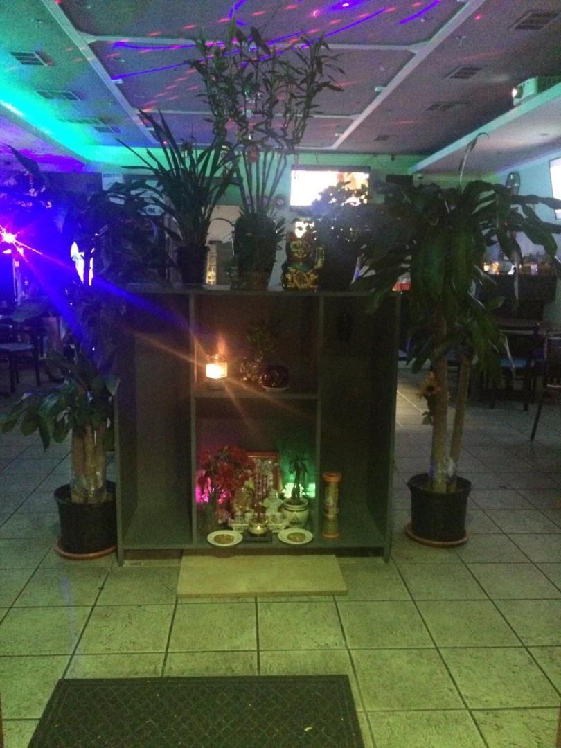 - Photo 1