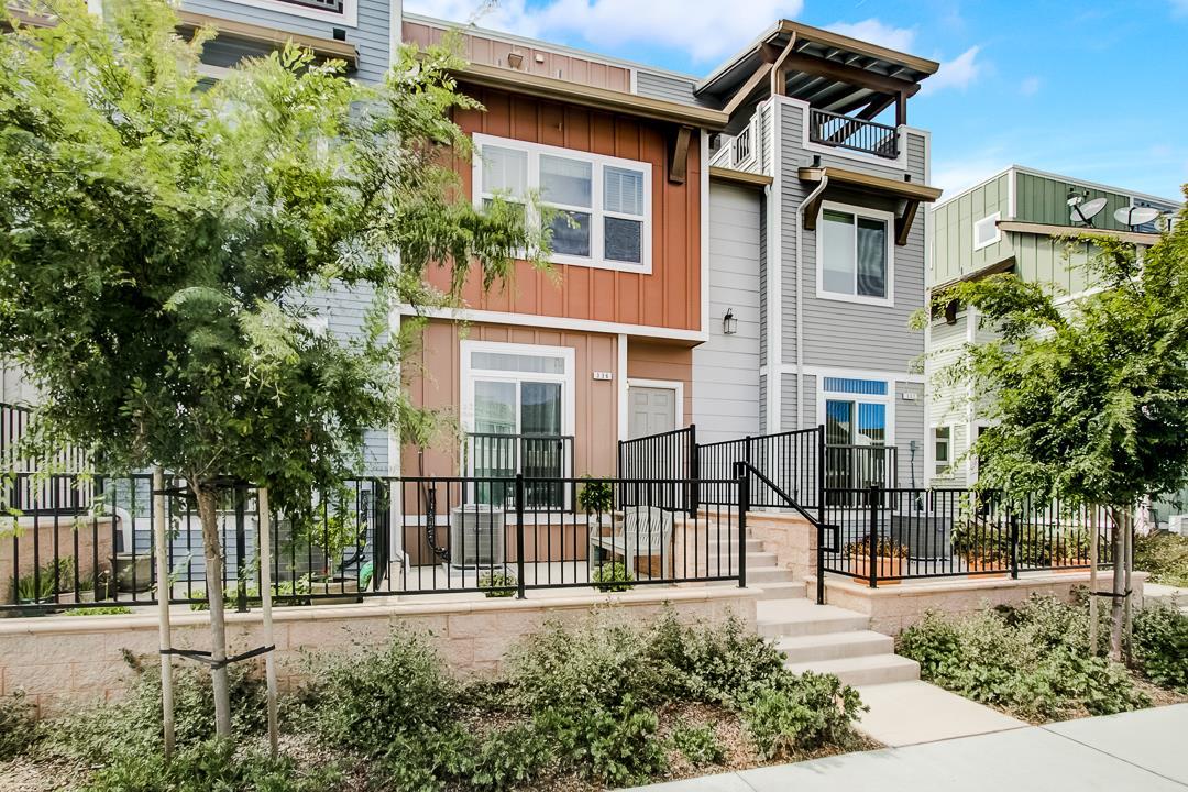 336 3rd Ave - Photo 1