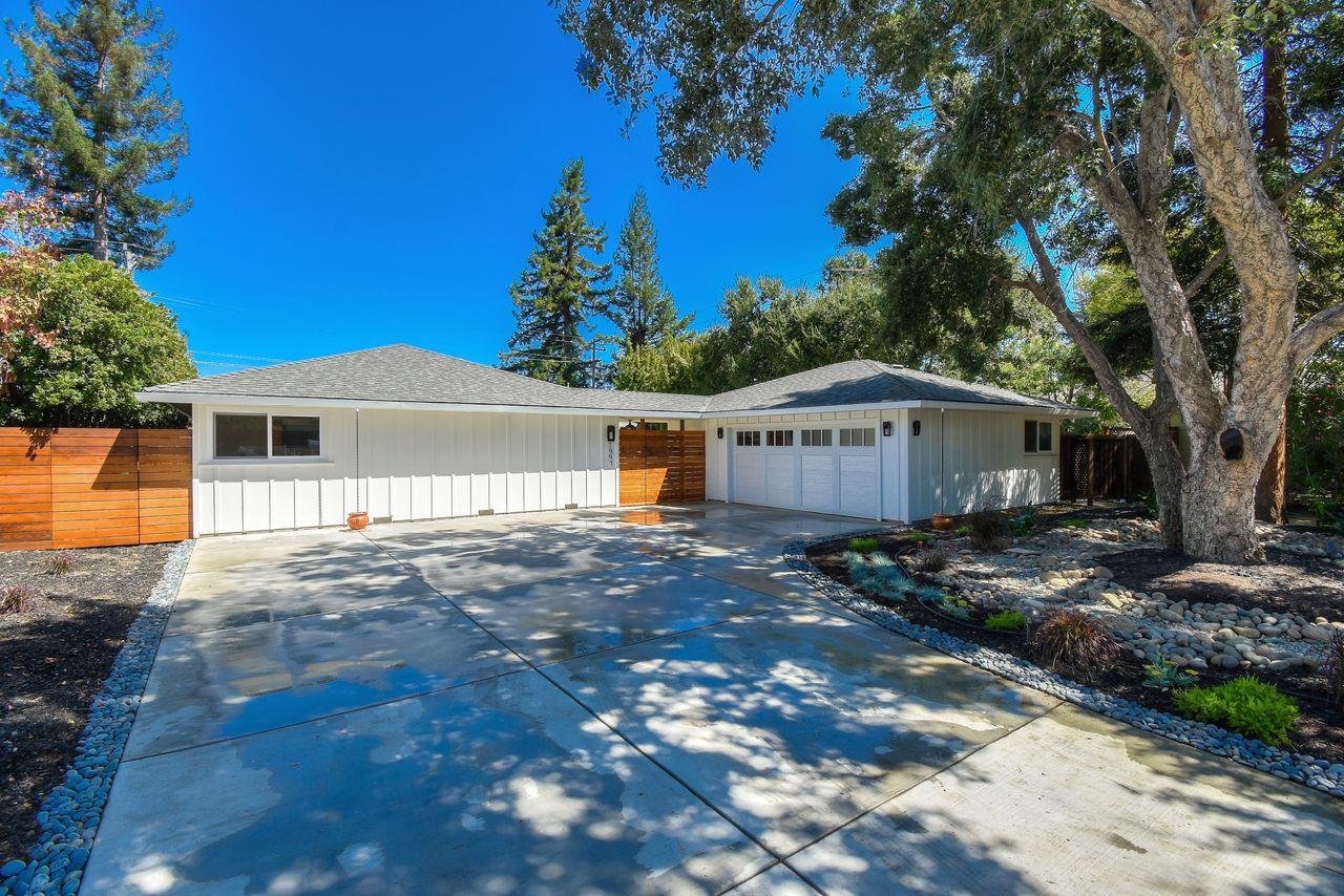 1997 Colleen Dr - Photo 1