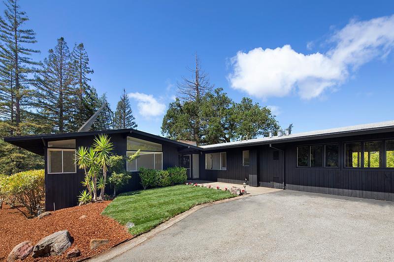 3124 Alexis Dr - Photo 1