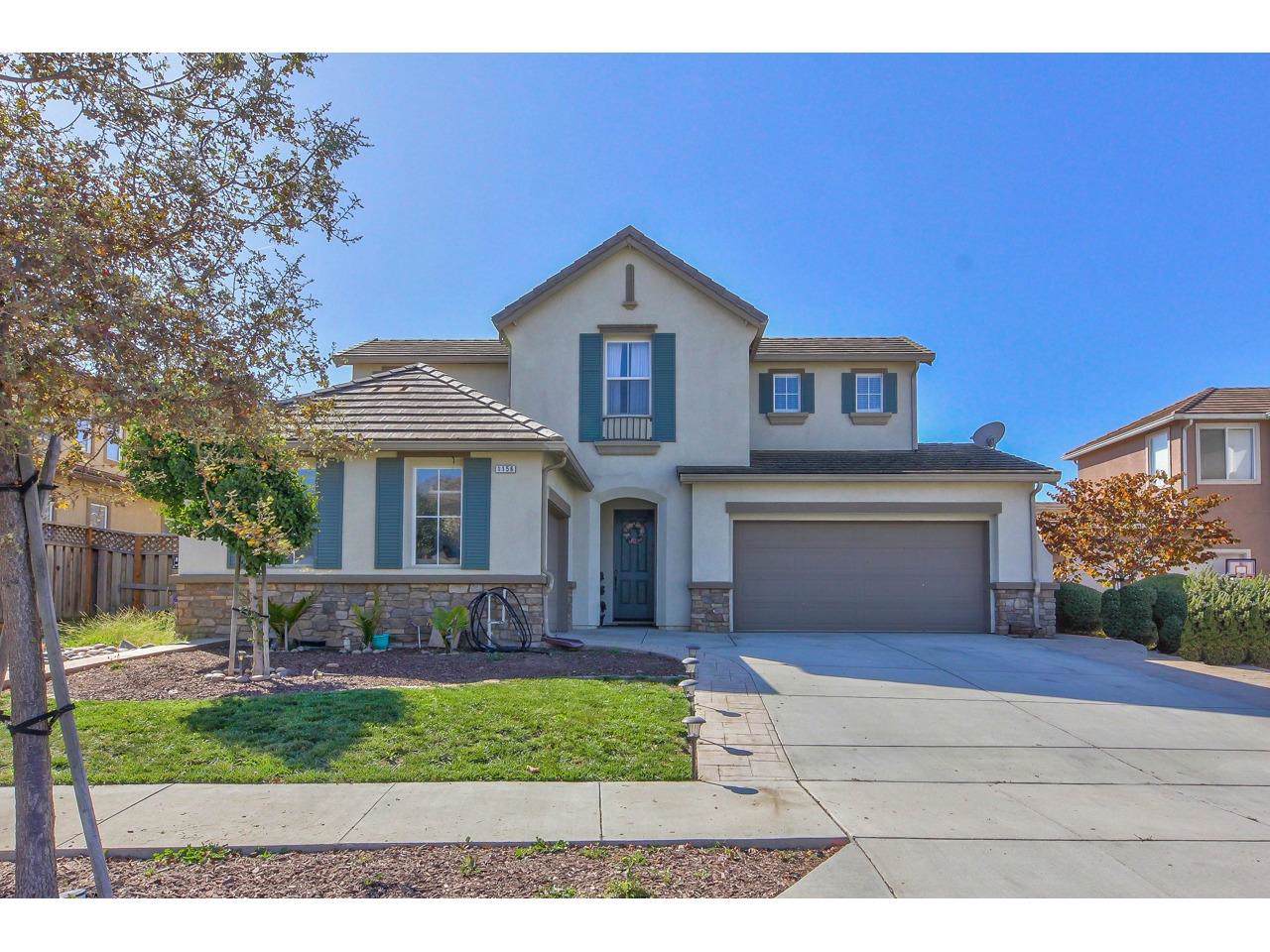 1156 Trivoli Way - Photo 1