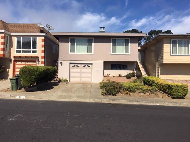 11 Santa Elena Ave - Photo 1