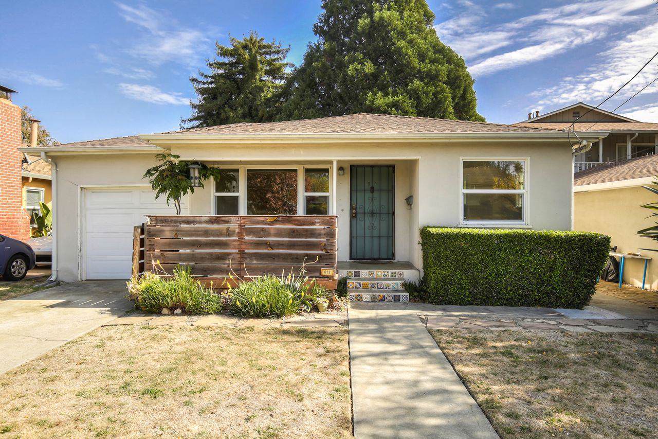 618 Oak Dr - Photo 1