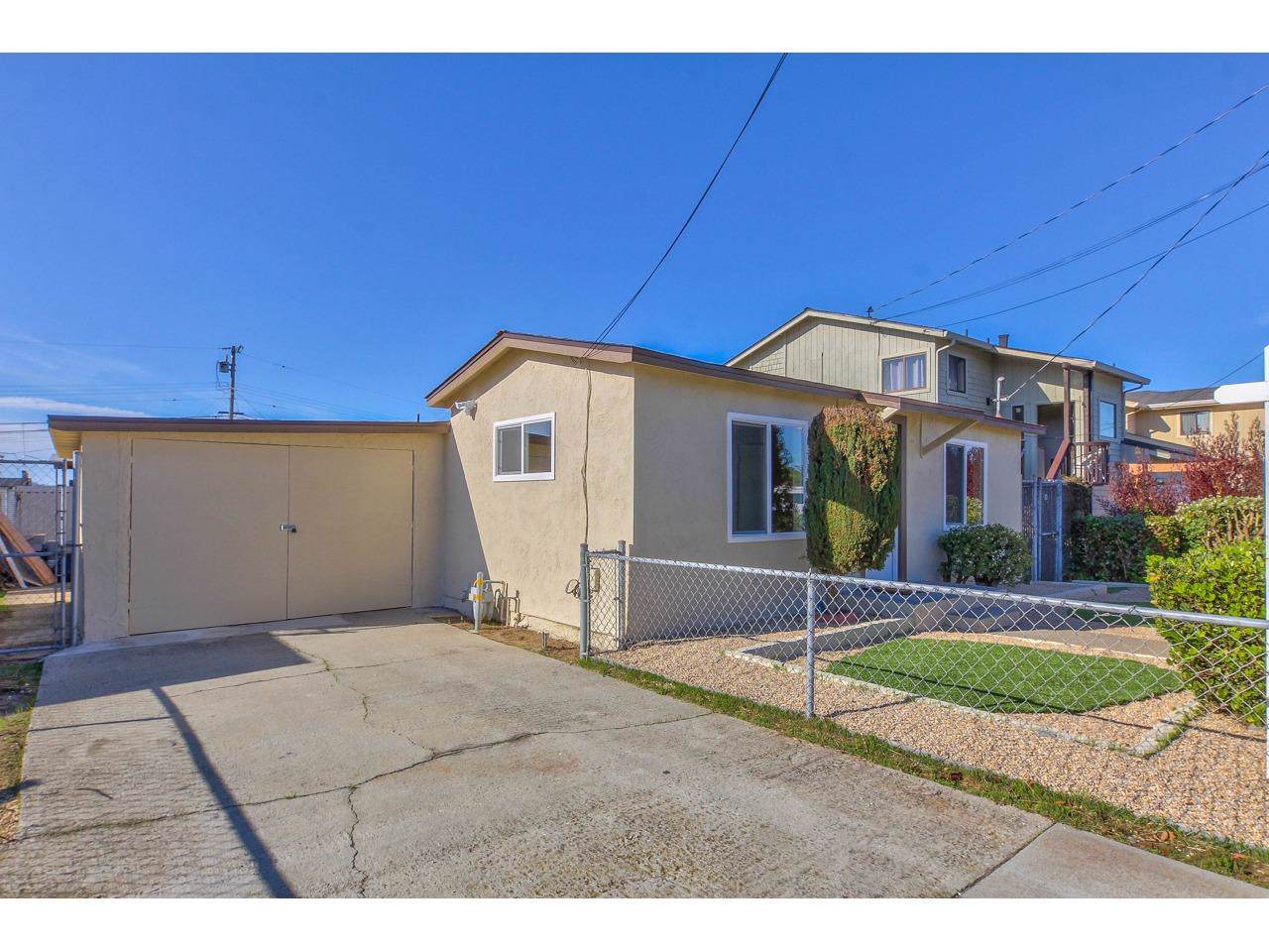 1655 Laguna St - Photo 1