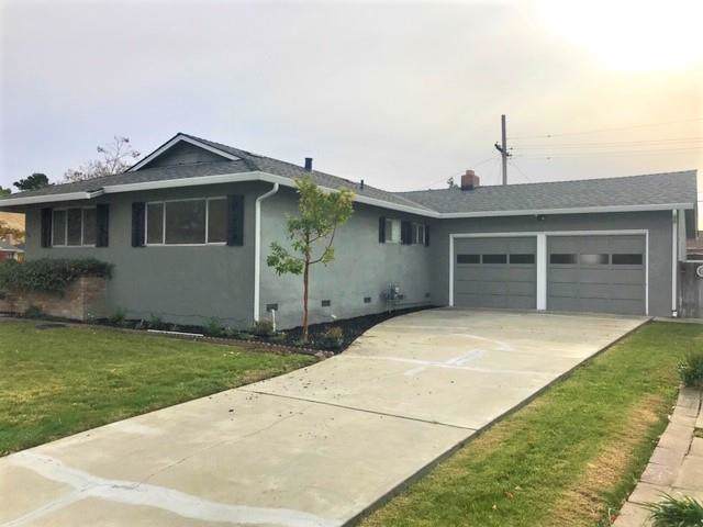 854 Hummingbird Dr - Photo 1