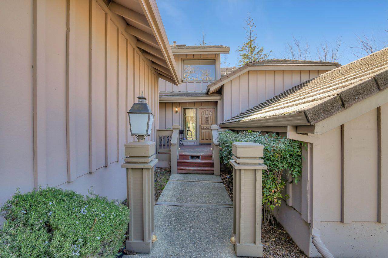 5915 Kyburz Pl - Photo 1