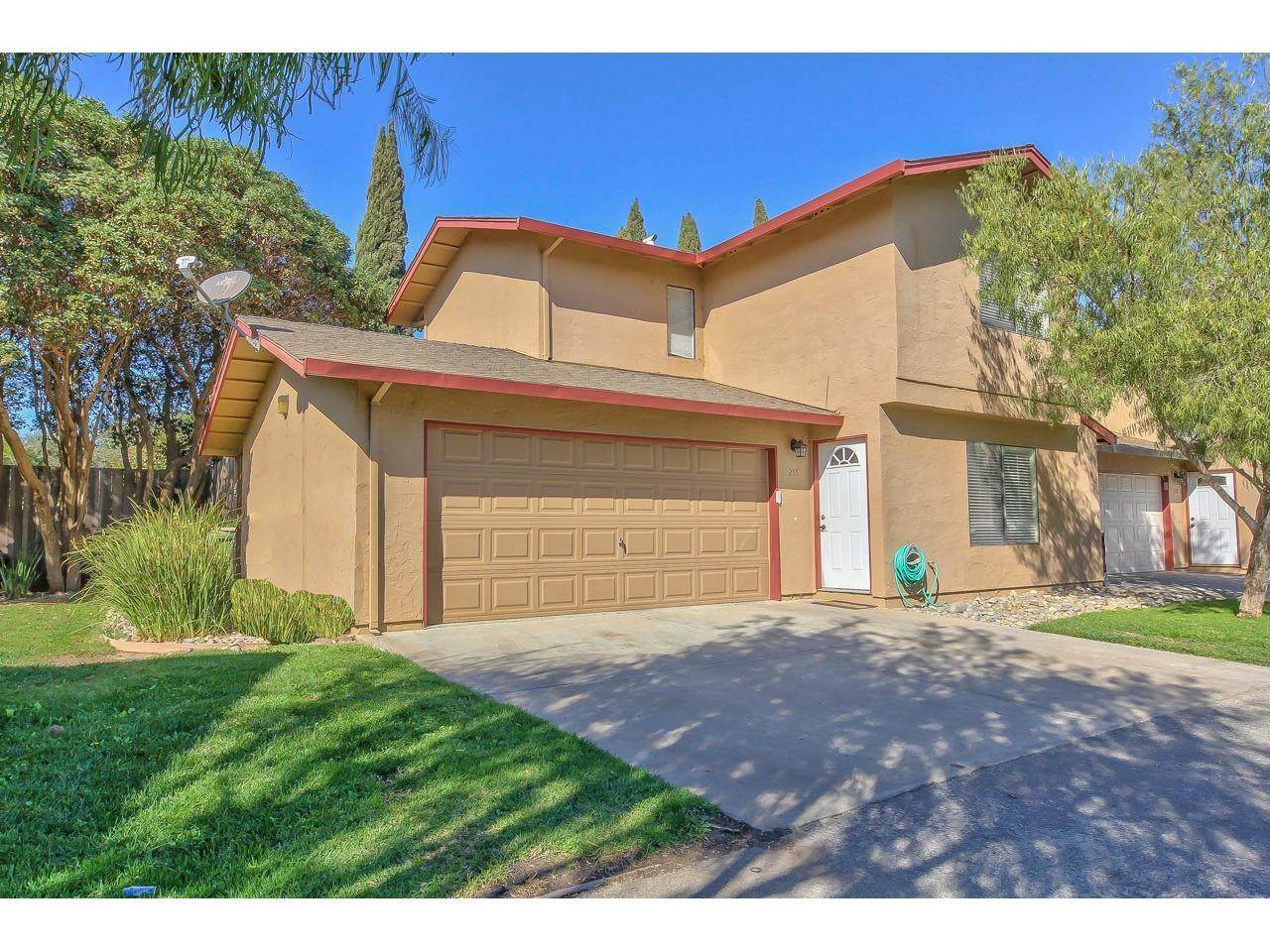 255 Pacifico Pl - Photo 1