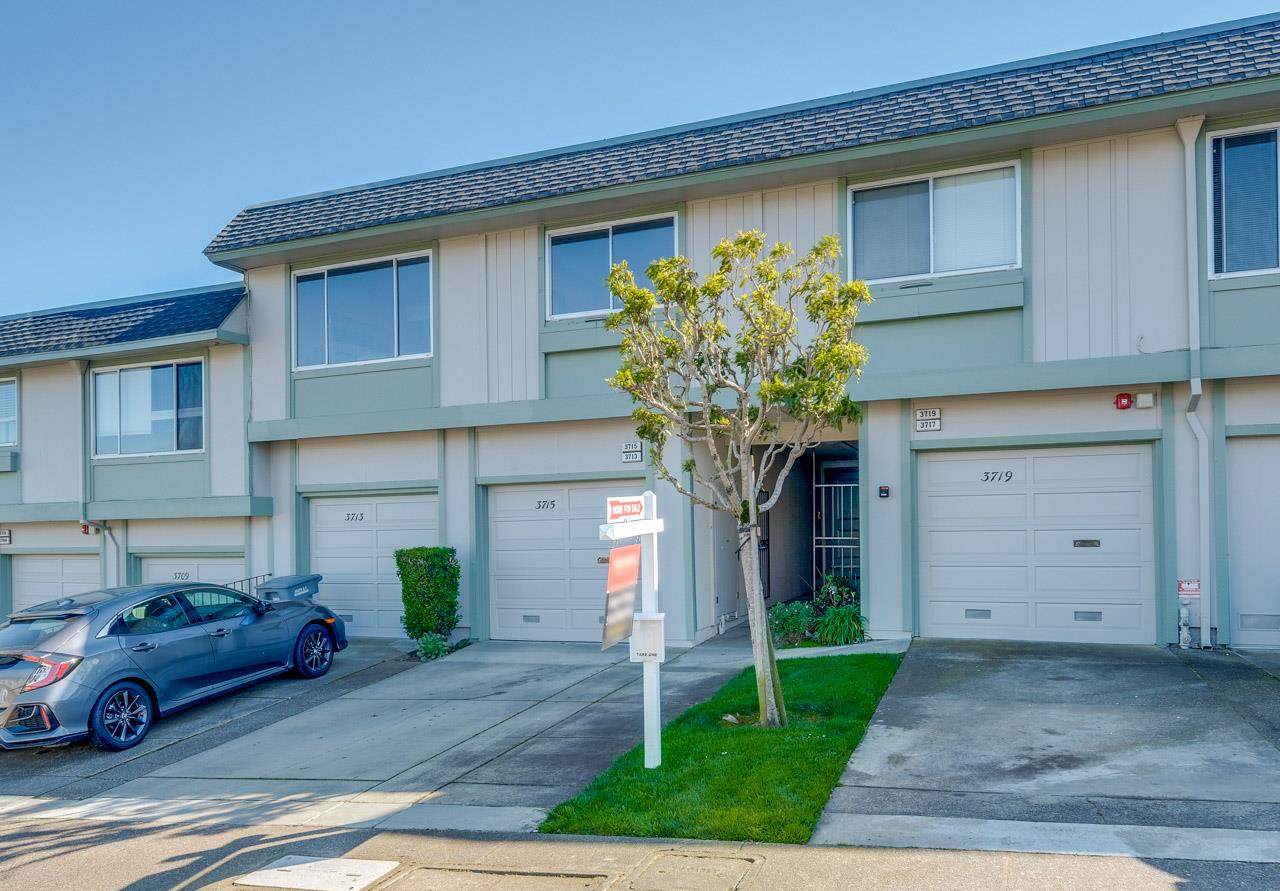 3715 Fairfax Way - Photo 1