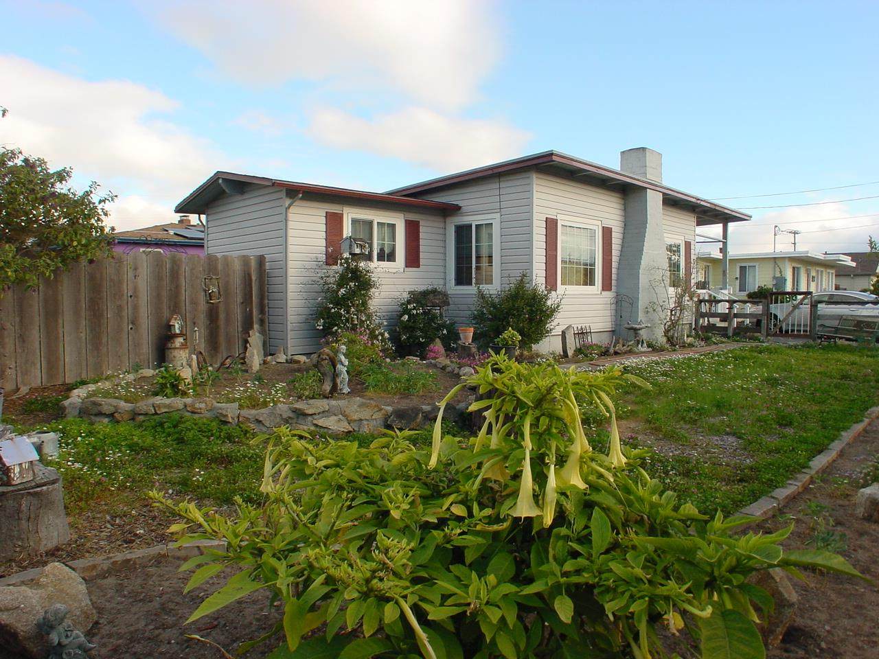 1236 Lowell St - Photo 1