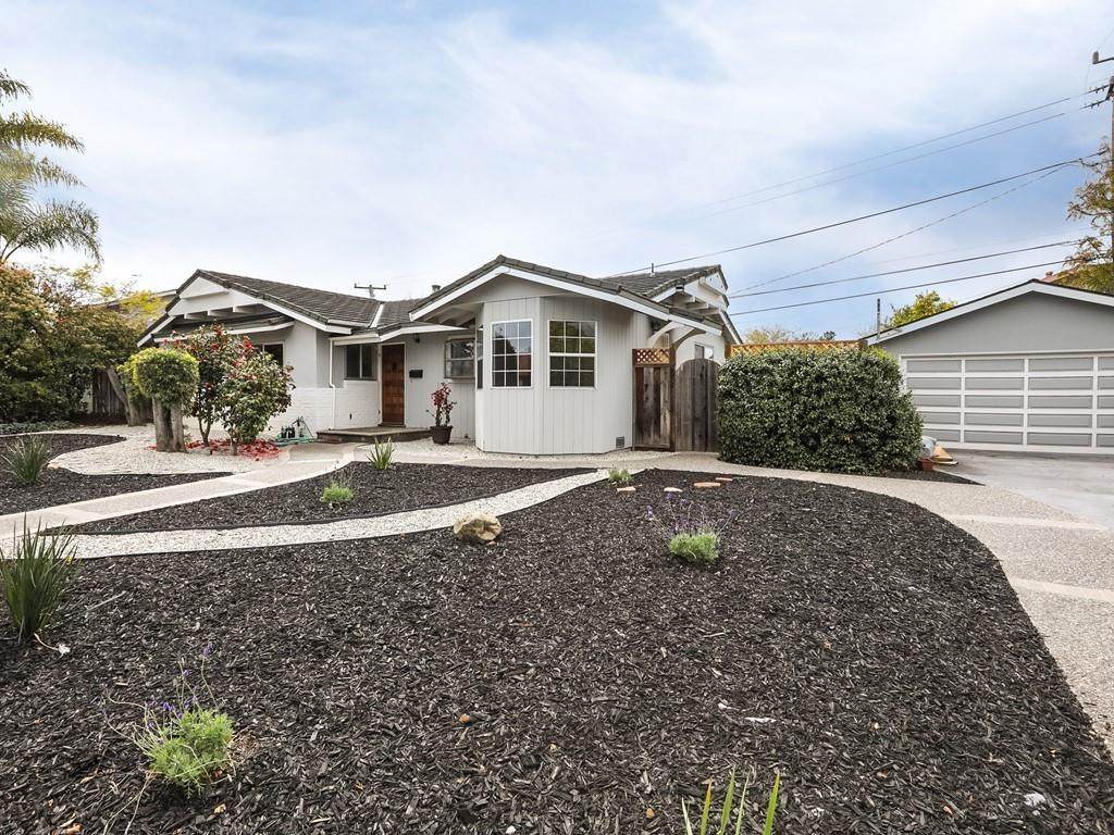1121 Holmes Ave - Photo 1