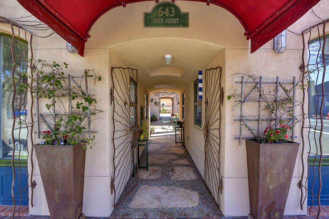 643 Main St - Photo 1