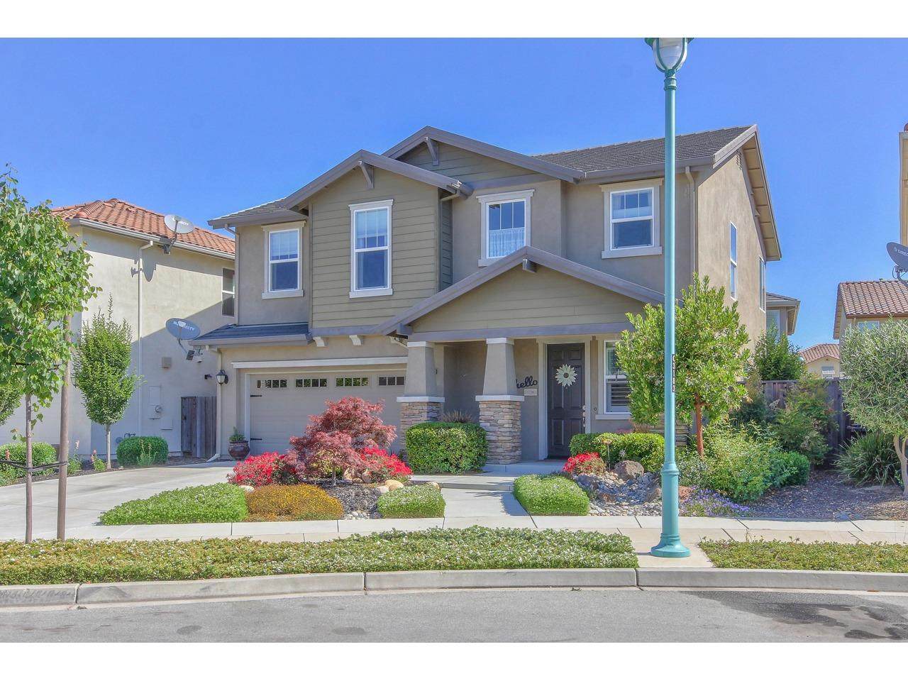 1125 Siena Way - Photo 1