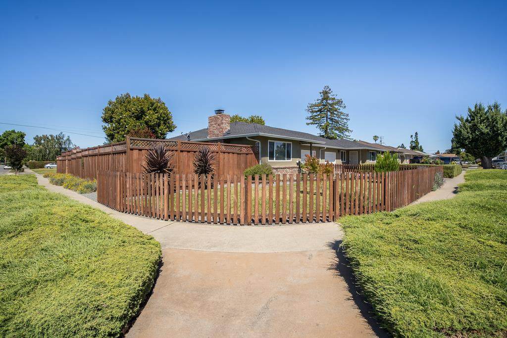2787 Almaden Rd - Photo 1