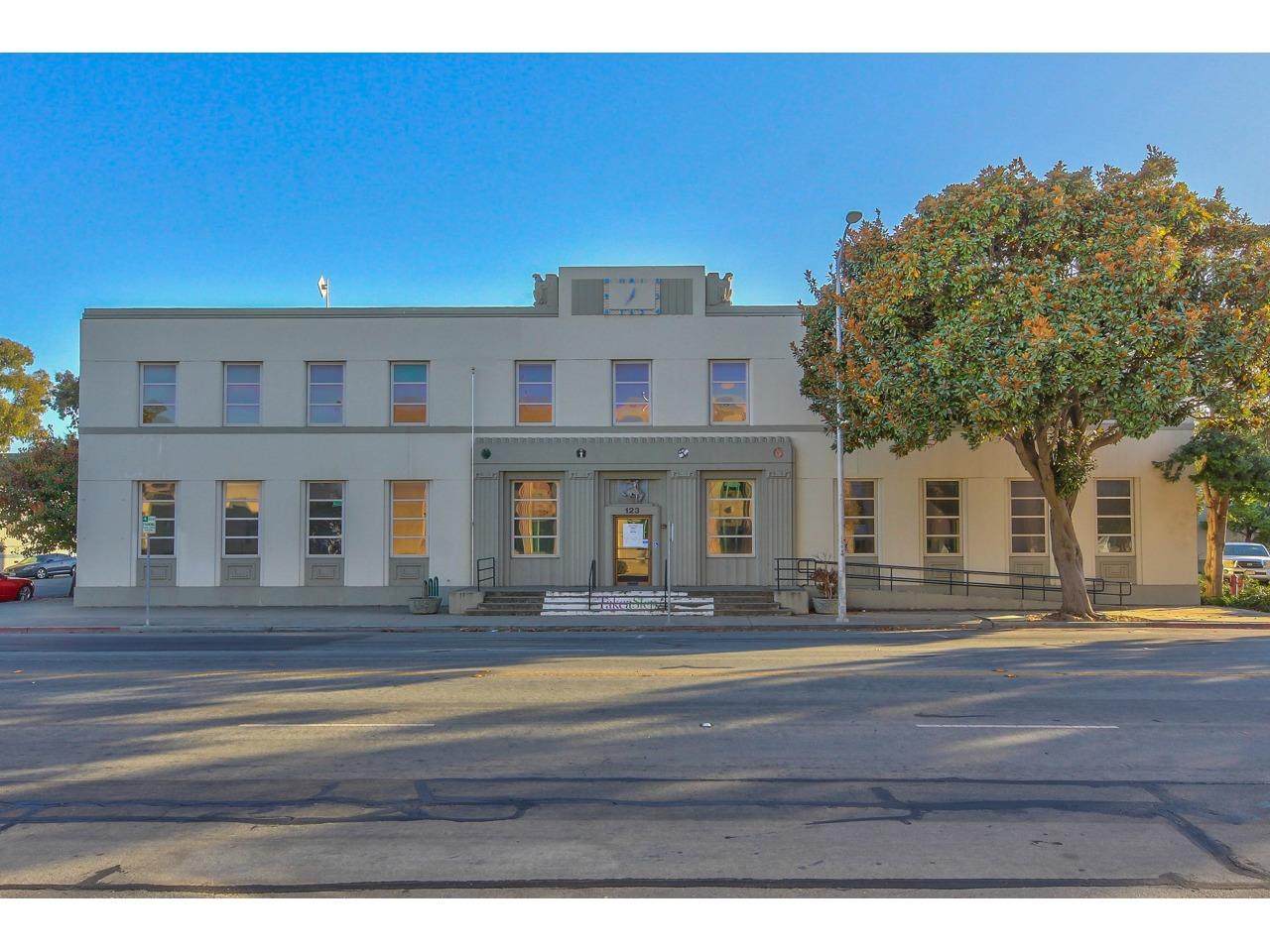 123 Alisal St - Photo 1