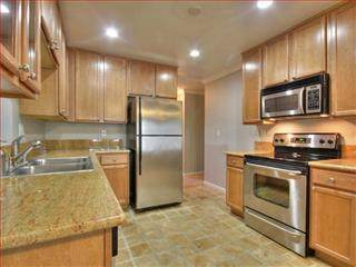 300 Union Ave 32 - Photo 1