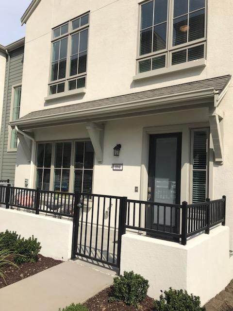 894 Anson Ln - Photo 1