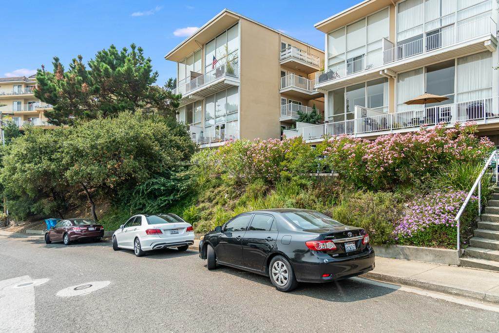 408 Portofino Dr 3 - Photo 1