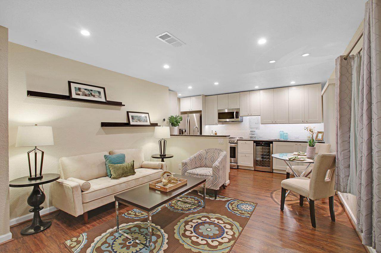 3385 La Selva St C - Photo 1