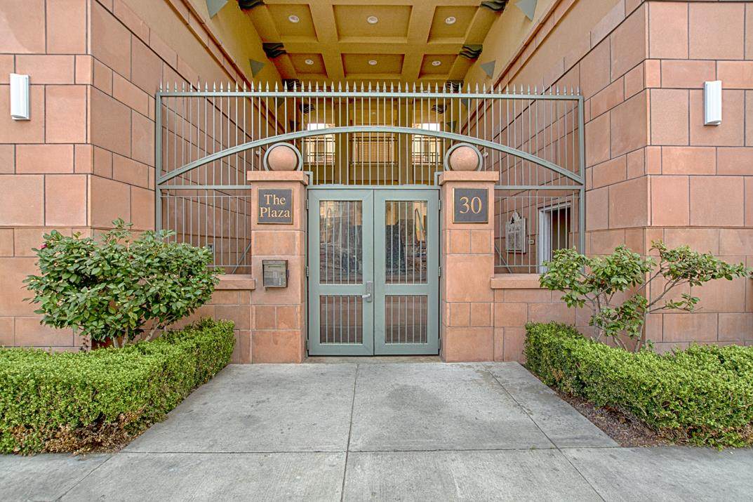 30 Julian St 105 - Photo 1