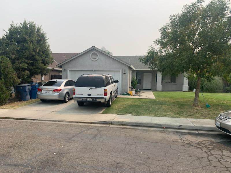 1951 Mcgee Ave - Photo 1