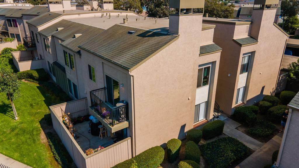 2432 Main St G - Photo 1