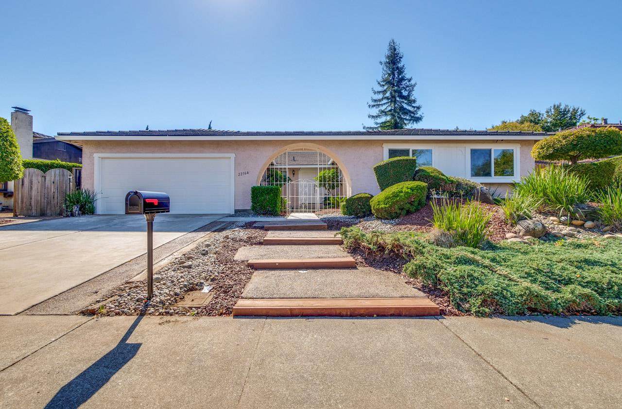 22364 Ramona Ct - Photo 1