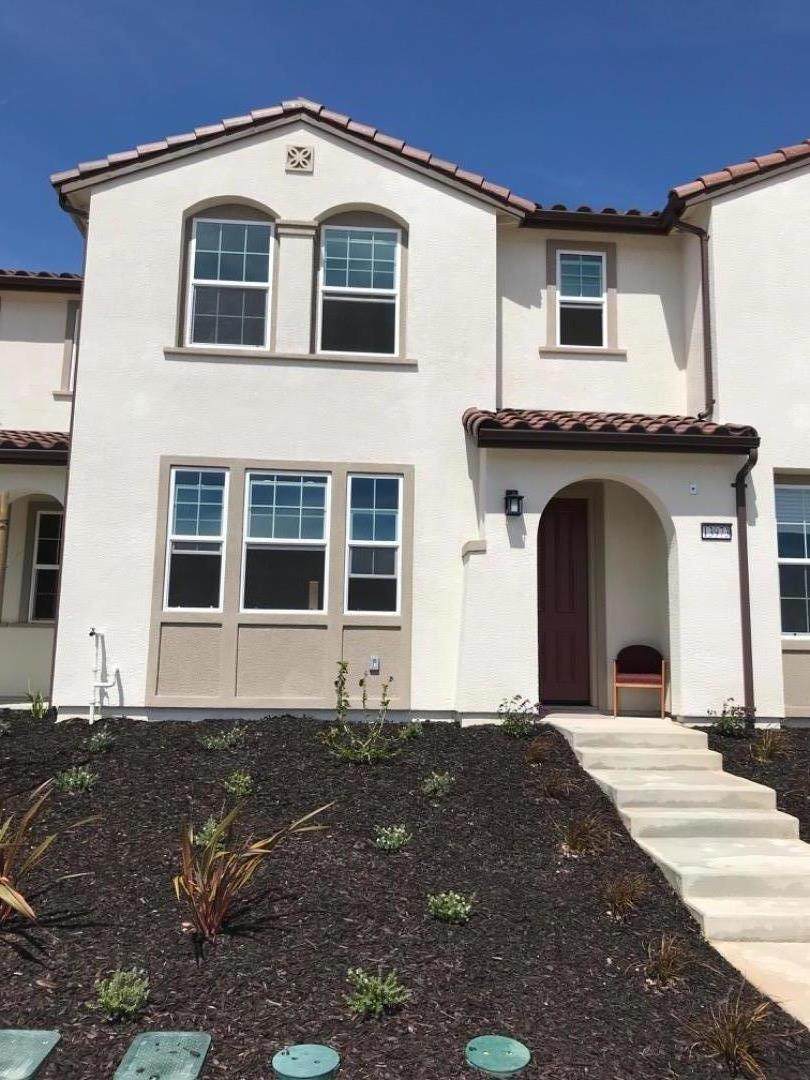 13973 Sherman Blvd - Photo 1
