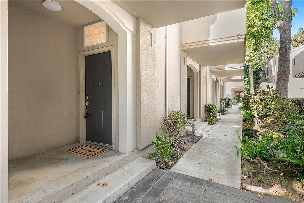 322 Dunsmuir Ter 4 - Photo 1