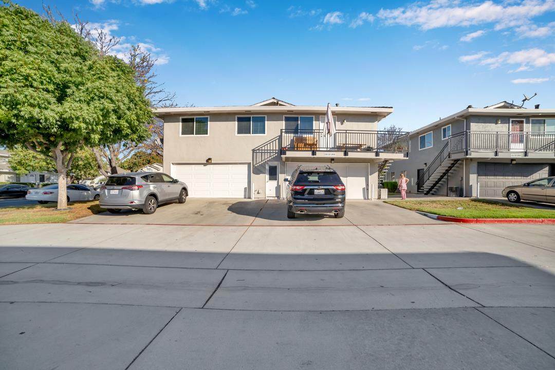 238 Coy Dr 4 - Photo 1