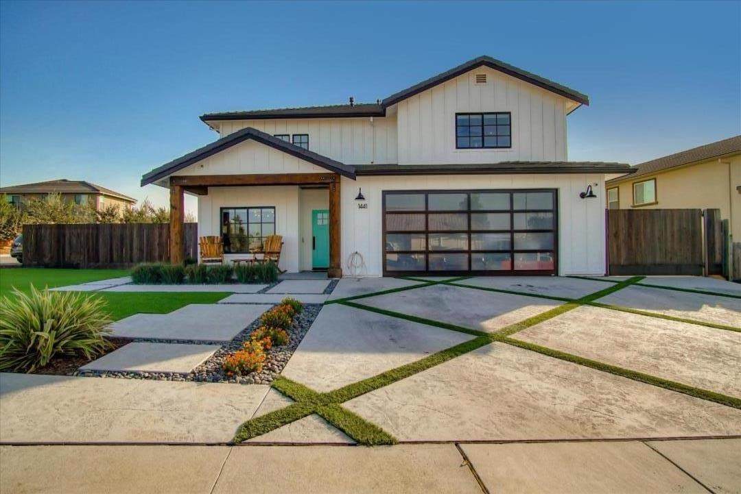 1441 Mesquite Dr - Photo 1