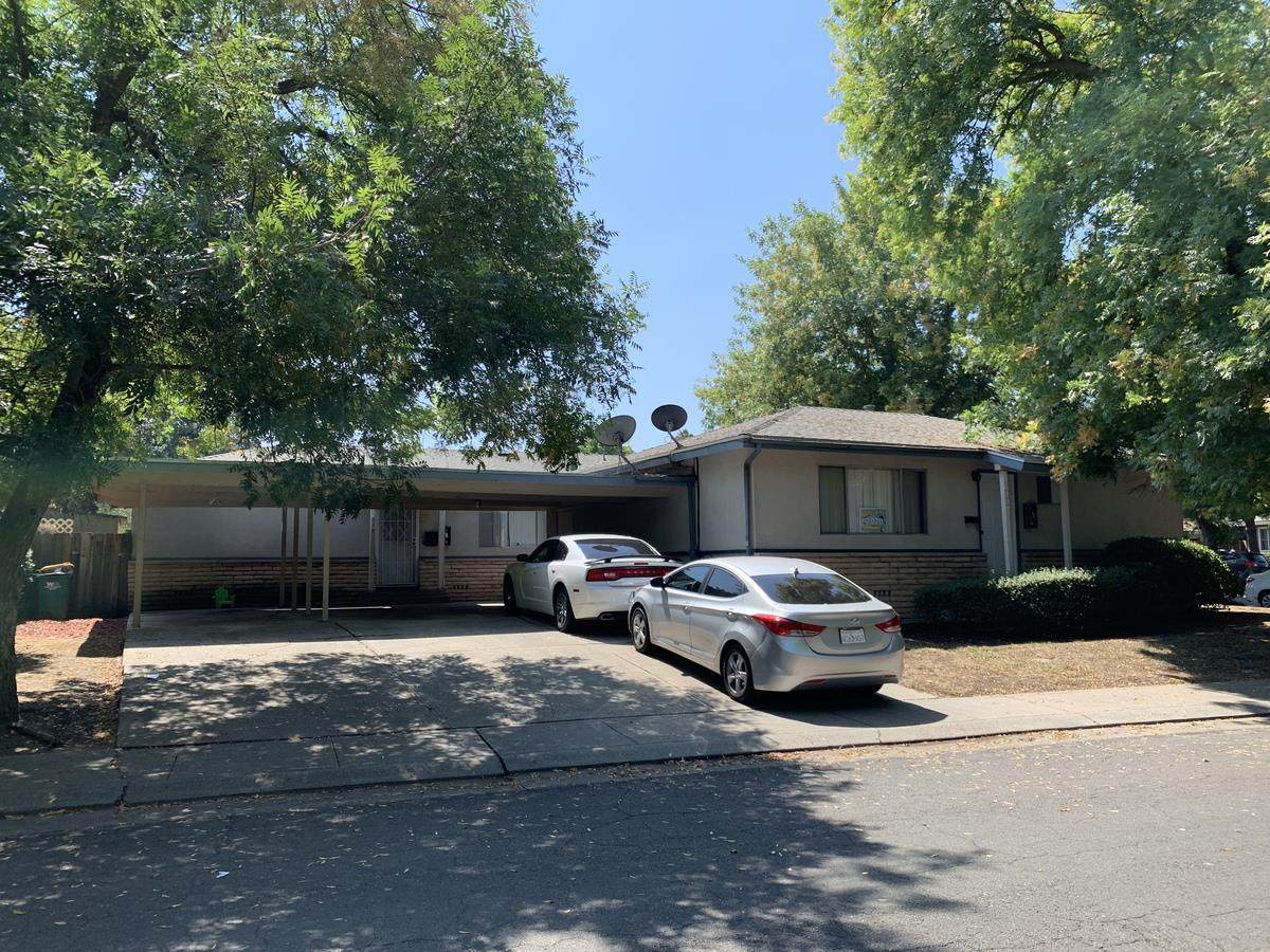 620 Los Felis Ave - Photo 1