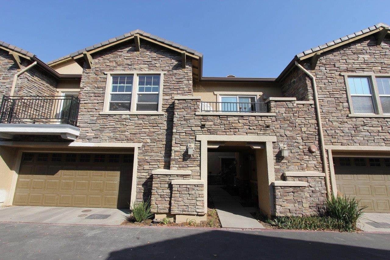 3301 Park Dr 4111 - Photo 1