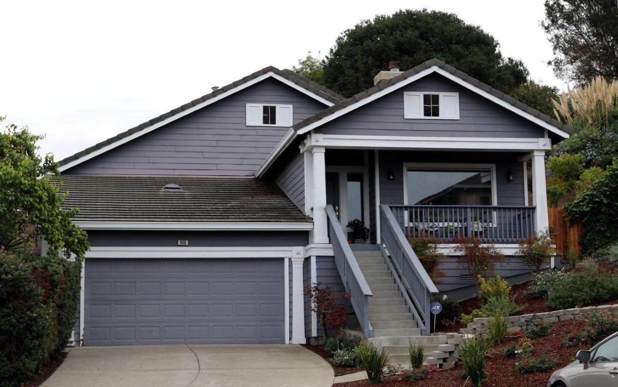 906 Ridgedale Ct - Photo 1
