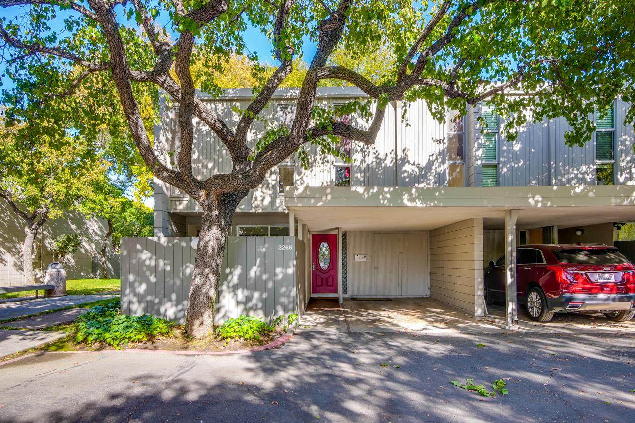 3265 Benton St - Photo 1