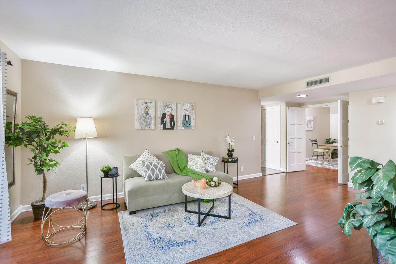20760 4th St 6 - Photo 1