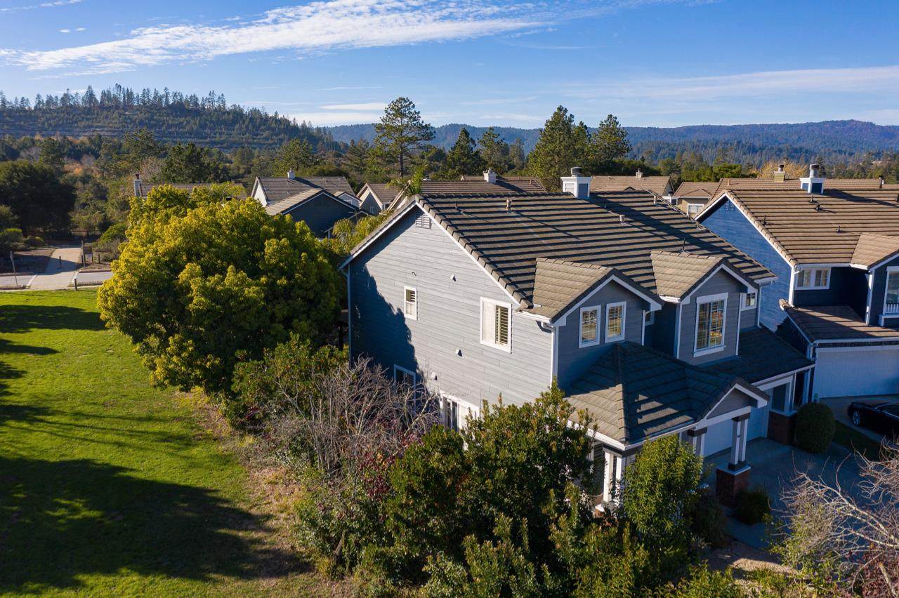 601 Coast Range Dr - Photo 1
