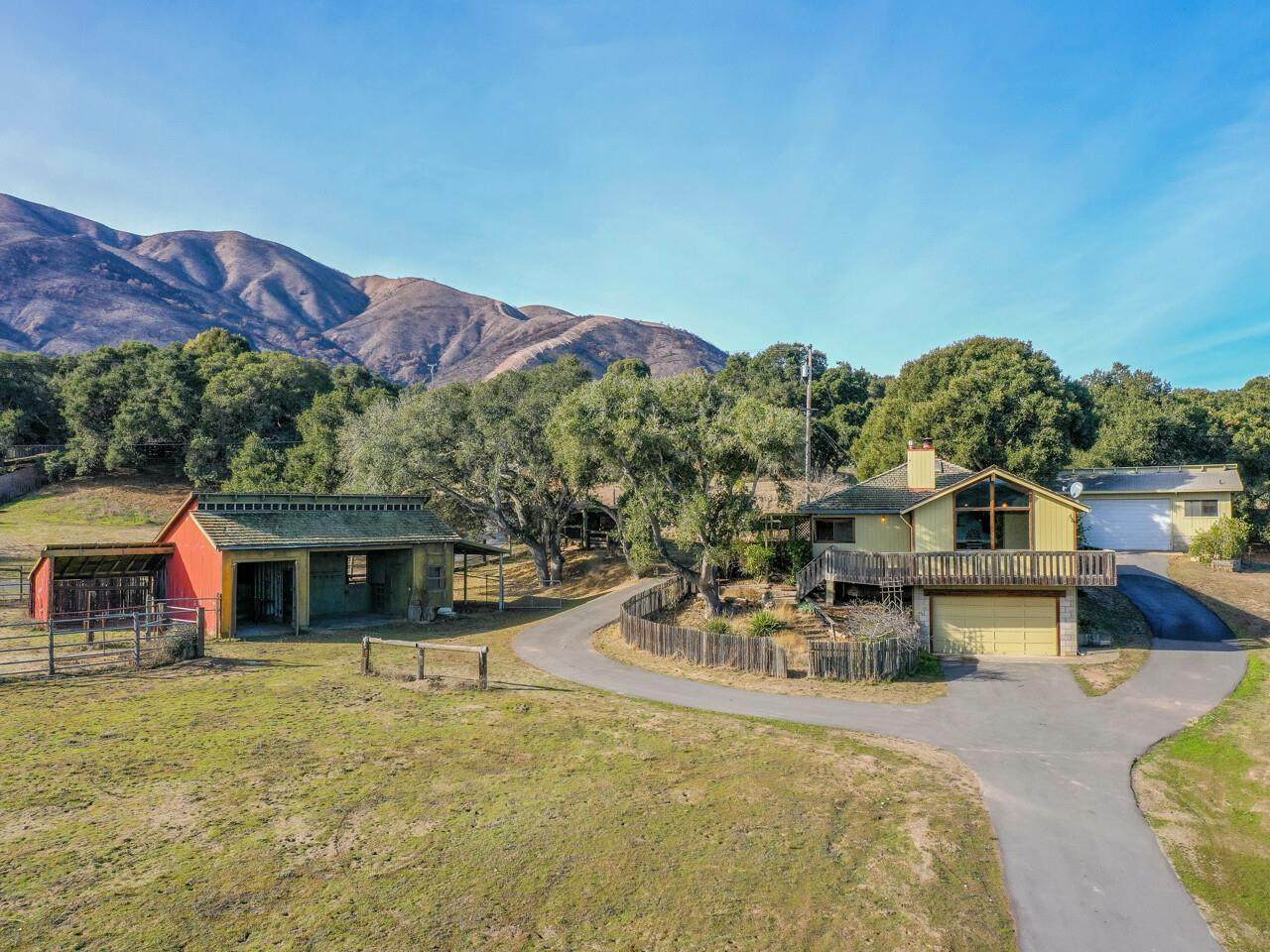 22340 Berry Dr - Photo 1